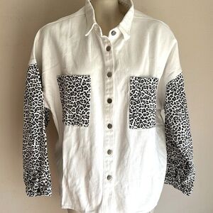 Women’s jacket Large leopard print NWT